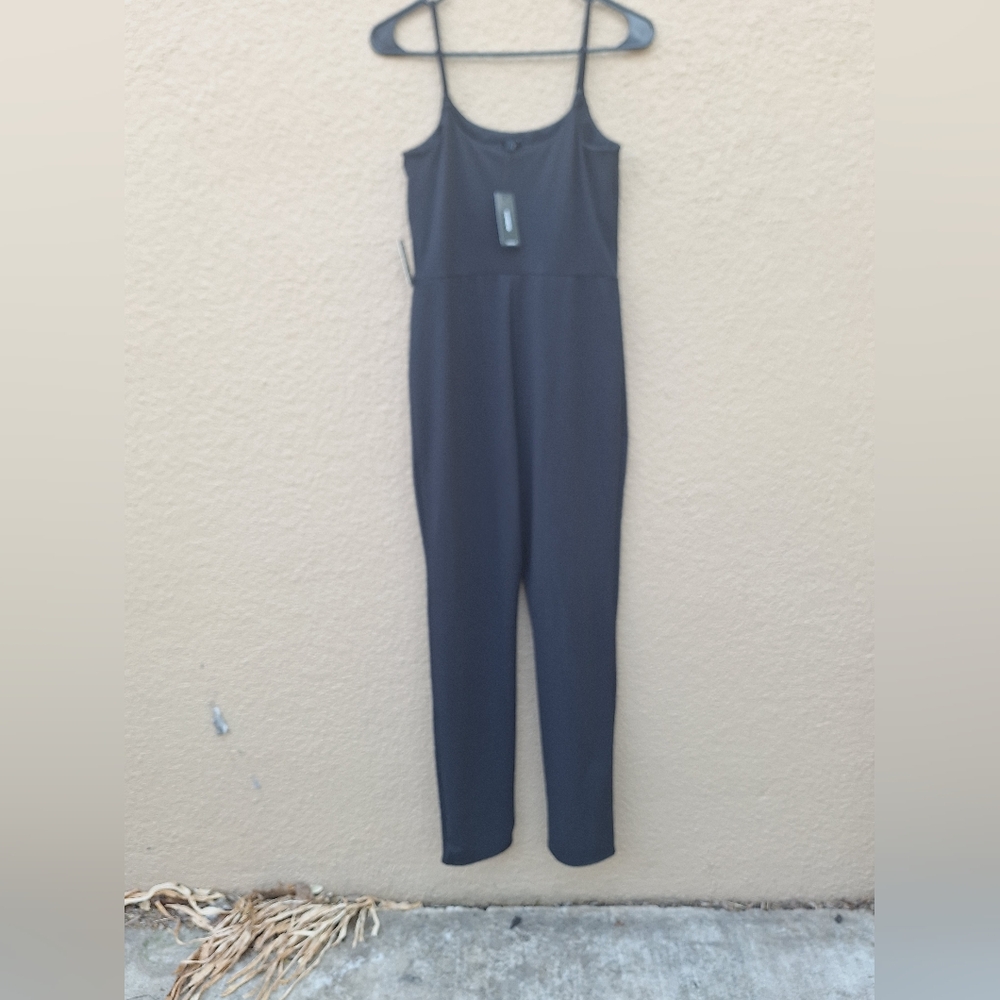 NWT EXPRESS Elegant Black Jumpsuit Body Cotour - Picture 5 of 9